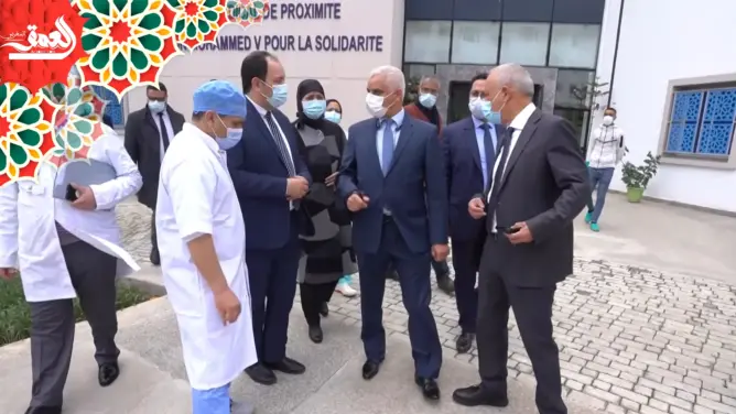 أيت الطالب يعود لمراقبة مركز صحي بطنجة بعد معالجة “اختلالاته” وممرض يفجر “مفاجأة” (فيديو)