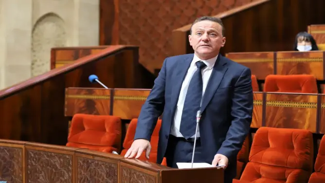 نقابة: تدبير وزارة النقل لا يحقق العدالة للمهنيين.. وشعون يطالب بتنزيل المخرجات الخمس