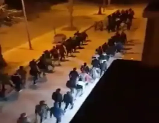 جماعات مدججة بالسيوف تتجول يوميا قرب جامعة وجدة تثير رعب الساكنة