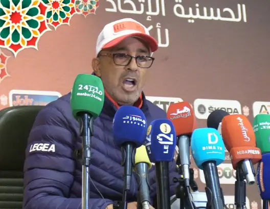 خاص: اتفاق بين حسنية أكادير ومدرب برازيلي.. والانفصال عن السكتيوي أخَّر العقد