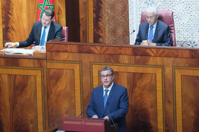 أخنوش يدعو المعارضة للابتعاد عن التضليل وعدم التشويش على الوزراء