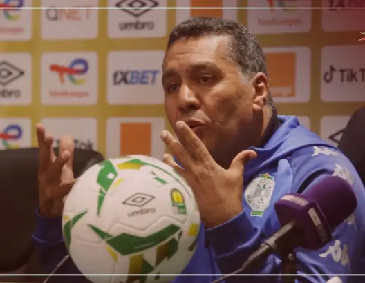 الطاوسي يعترف بصعوبة مباراة الرجاء والأهلي ولا يستبعد المرور لضربات الجزاء (فيديو)