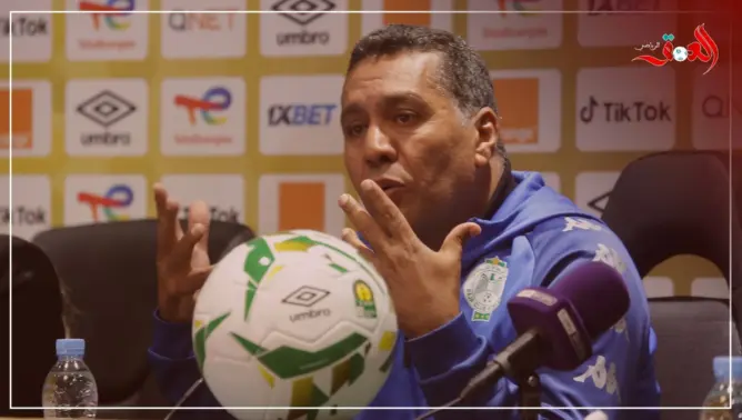 الطاوسي يعترف بصعوبة مباراة الرجاء والأهلي ولا يستبعد المرور لضربات الجزاء (فيديو)