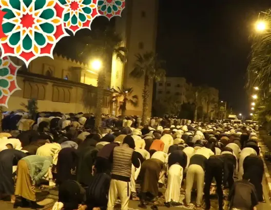 آلاف المصلين يحيون ليلة القدر في مختلف مساجد أكادير