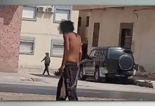فاس.. مختل عقليا يهدد سلامة شرطي ومسنة بواسطة سكين