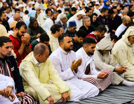 الحكومة تُقرّ يوم الجمعة عطلة استثنائية بمناسبة عيد الفطر