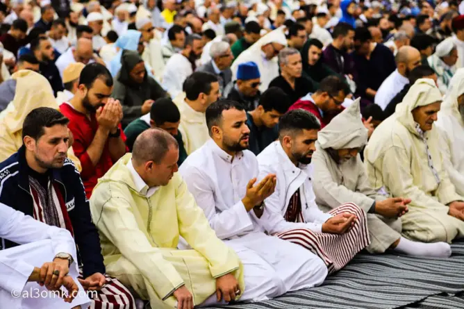 الحكومة تُقرّ يوم الجمعة عطلة استثنائية بمناسبة عيد الفطر