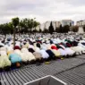 بعد عامين من انقطاعها.. المغاربة يؤدون صلاة العيد والمصليات تتحرر من قيود كورونا (فيديوهات وصور)