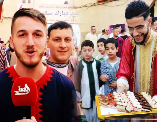 حلويات وصور .. احتفالات كبيرة بعيد الفطر بأحياء مدينة طنجة (فيديو)