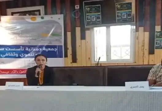 مستشارة توجه انتقادات للعمل الجمعوي بدمنات