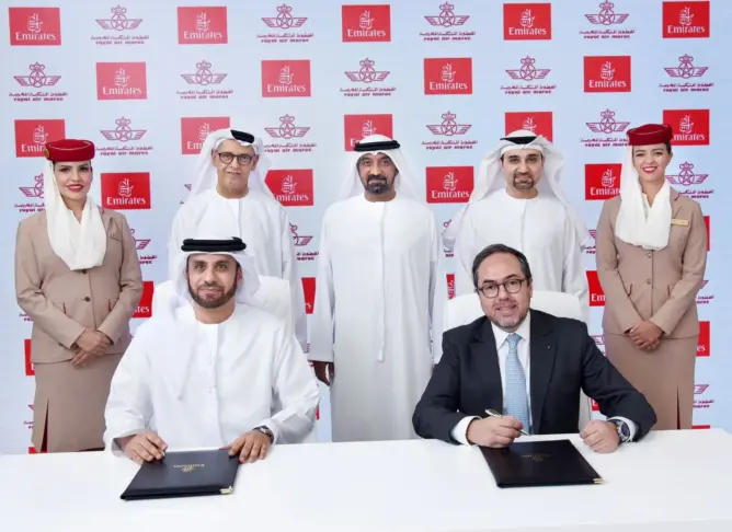 الخطوط الملكية المغربية وطيران الإماراتية يوقعان شراكة بالرمز
