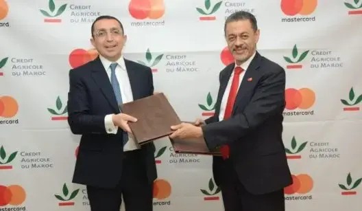 القرض الفلاحي.. أول بنك إفريقي يطلق خدمة رقمنة البطاقات البنكية بمواقع التجارة الإلكترونية