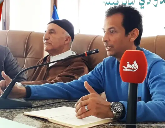 عمال سبتة القانونيين يتفاجؤون بإنهاء عقود الآلاف منهم ويطالبون بفتح الحدود أمامهم (فيديو)