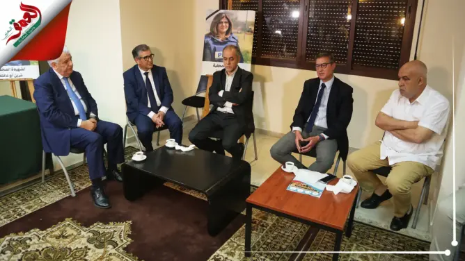في زيارة لسفير فلسطين.. منظمات إعلامية تعزي في أبوعاقلة وتطالب بالتحقيق في اغتيالها (فيديو)