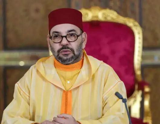 الملك يأمر بتنكيس الأعلام الوطنية حدادا على وفاة رئيس دولة الإمارات