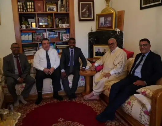 المعارضة بـ “النواب” تدعو الحكومة للإنصات لنبض المجتمع وتحذرها من نزعة الهيمنة