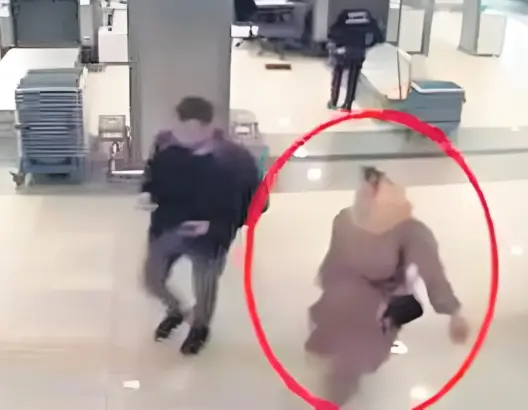 اعتقال 3 مغربيات بتركيا هربن 5 كيلوغرامات من المخدرات في أحشائهن (فيديو)