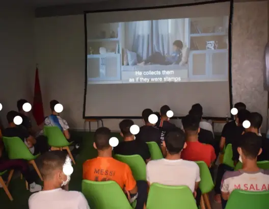“الصايل” يمنح سجناء ببني ملال فرصة الاطلاع على العالم الخارجي