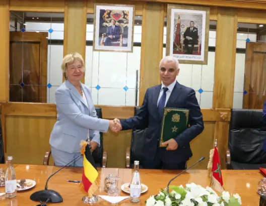 المغرب وبلجيكا يتفقان على منح المتقاعدين العائدين لبلدهم حق العلاجات الصحية