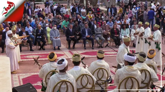 أخنوش يتفاعل مع سمفونية أمازيغية في حفل افتتاح حديقة بأكادير(فيديو)