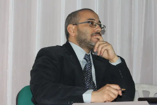من الأستاذ المصاحب إلى المفتش المصاحب..  هل سيصبح  إطار المفتش التربوي في طريق الانقراض؟