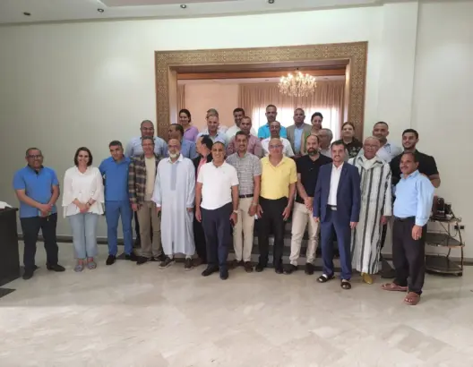 استقلاليون بجهة مراكش يرفضون تقليص عدد أعضاء برلمان الحزب ويعلنون دعمهم لـ”بركة”