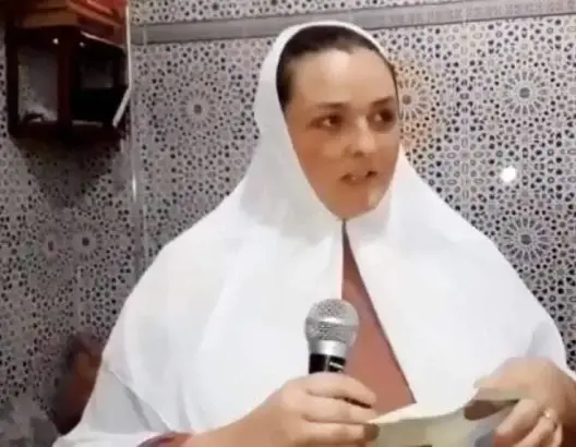 سيدة فرنسية تعتنق الإسلام بميدلت