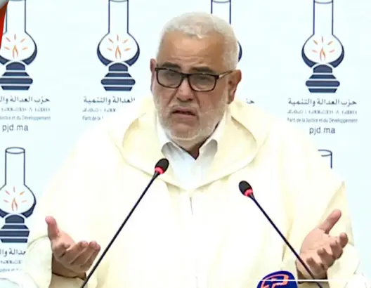 “مغتلقاو فين دفنوني” .. بنكيران يتحدث عن ممتلكاته وفيلات وزراء البيجيدي وزواج يتيم