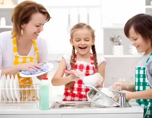 الأطفال ومواجهة المواقف الصعبة.. إليك كيف تعدين ابنك لتجاوزها بنجاح