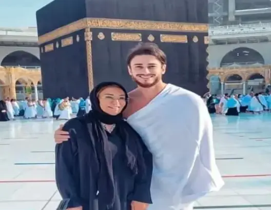 بعد إحياء حفل بجدة.. سعد لمجرد ووالدته يؤديان مناسك العمرة