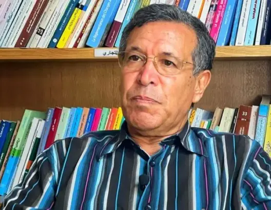النويضي: “اللجنة المؤقتة” مخالفة للدستور .. وصحافة التشهير انتعشت مع مجلس الصحافة