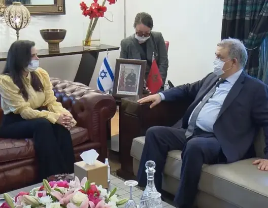 وزيرة الداخلية الإسرائيلية تحل بالرباط وتناقش مع لفتيت التعاون بين البلدين
