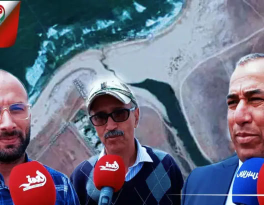 لجنة برلمانية تتفقد نهر أم الربيع لمعرفة أسباب تلوثه وانسداد مصبه (فيديو)
