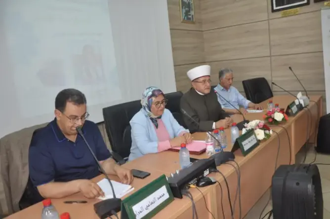 كريمة بوعمري تناقش “التصوف وبناء الإنسان” بالرباط وتوقع “مطلات على علم التصوف” (صور)