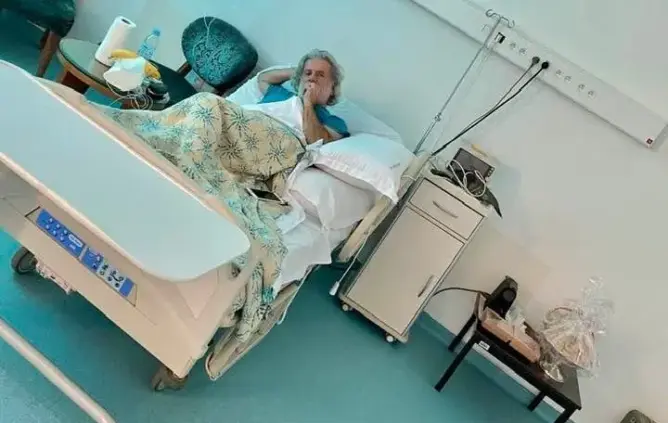 بعد استشفائه بالمغرب.. مارسيل خليفة: “الأطباء قاموا بأكثر من واجبهم وأحاطوني بكل الحب”
