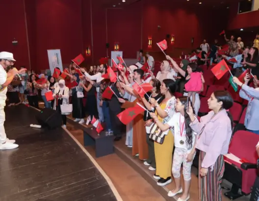 الجالية المغربية بتركيا تكرم طلابها المتفوقين (صور)