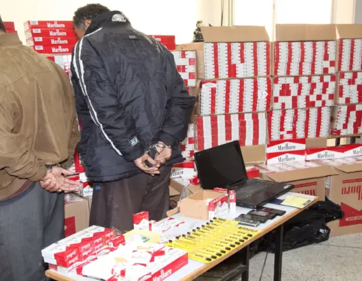 حجز 10 آلاف علبة سجائر مهربة بحوزة شقيقين بوجدة
