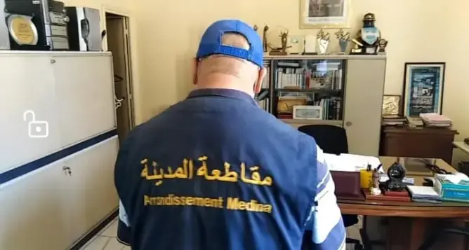 توقيف موظفين بمقاطعة طنجة المدينة بسبب مغادرة مكاتبهم داخل أوقات العمل