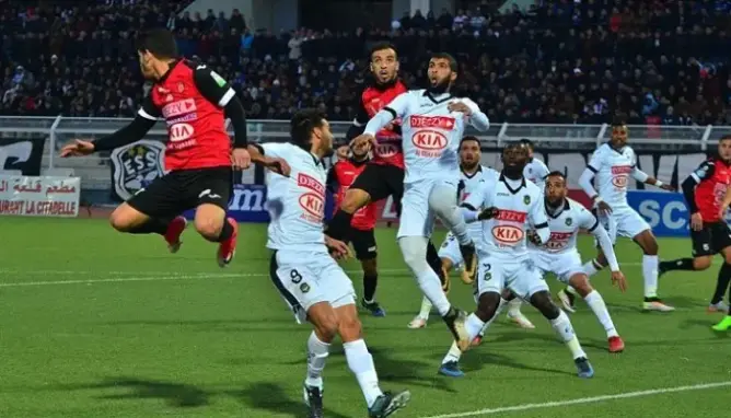 بسبب كثرة الشكاوى.. الاتحاد الدولي يحذر اللاعبين من الانتقال للدوري الجزائري