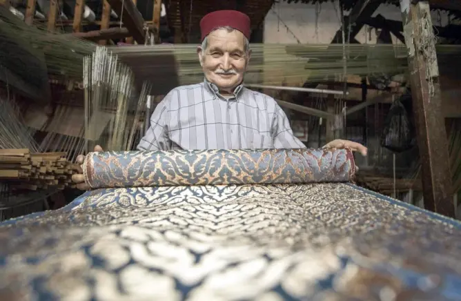 الإيسيسكو تسجل صناعة البروكار الفاسي تراثا مغربيا خالصا