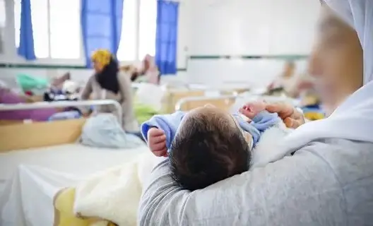 ما الأكل المسموح به بعد الولادة القيصرية؟