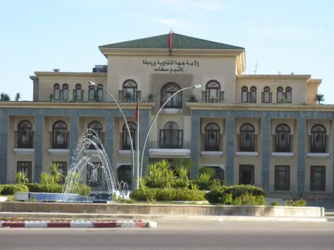 شكاية ضد رئيس جماعة بسطات تتهمه بطلب المال مقابل التوظيف
