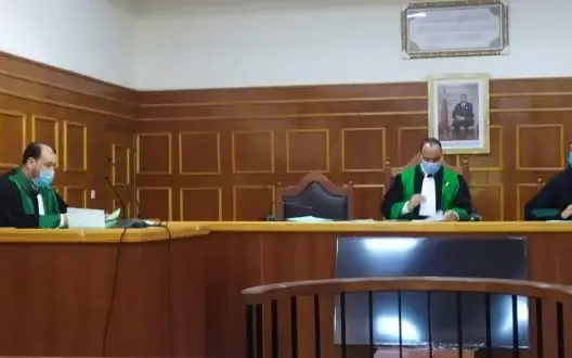 نصف المغاربة يرون القضاء لا يحمي حريّة التعبير.. وقاضي: الحرية غير مطلقة