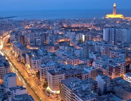 “توظيفات مشبوهة”.. اتهامات لمنتخبين بتحويل شركات النظافة بالبيضاء إلى “خزانات انتخابية”