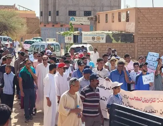 الماء الشروب يخرج مواطنين للإحتجاج في تازارين نواحي زاكورة