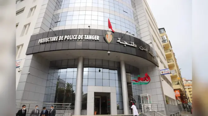 مداهمة مقهى فاخر يقدم الشيشا بطنجة وحجز نرجيلات