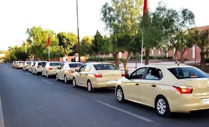 جدل يرافق إخضاع سائقي ميدلت للتكوين بمراكز خارج الإقليم