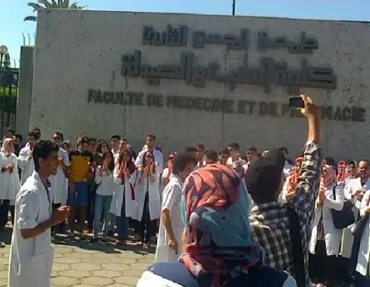 تسريب امتحانات الطب يثير جدلا بالمغرب وسط اتهامات بالتلاعب بأرواح المغاربة