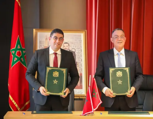 بنسعيد ولقجع يوقعان اتفاقية لتنظيم دوري وطني شبابي دعما لمشاركة المغرب بالمونديال