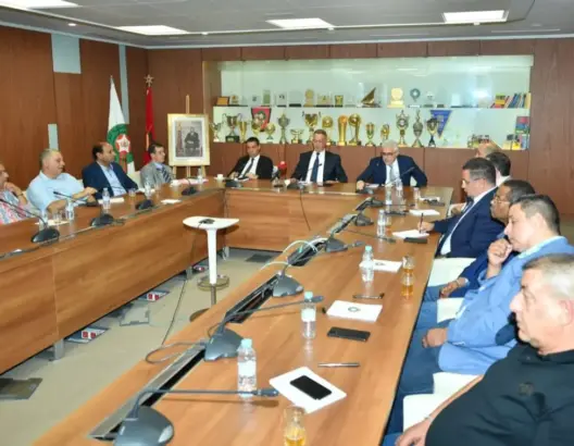 جامعة الكرة تلزم أندية البطولة بالتحول لشركات رياضية كشرط لتسليم الرخص